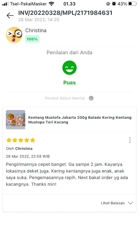 Kentang Mustofa Jakarta balado kering dengan teri dan kacang disajikan dalam mangkuk putih, di samping dua kemasan plastik berisi produk yang sama.